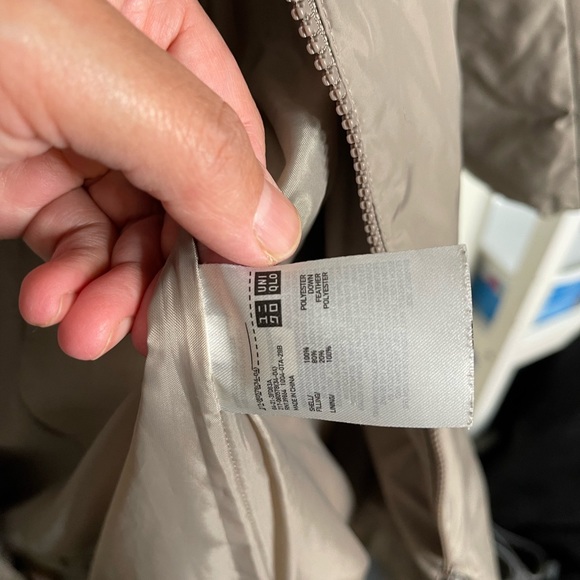 Uniqlo Women’s Down Feather Jacket - Picture 7 of 9